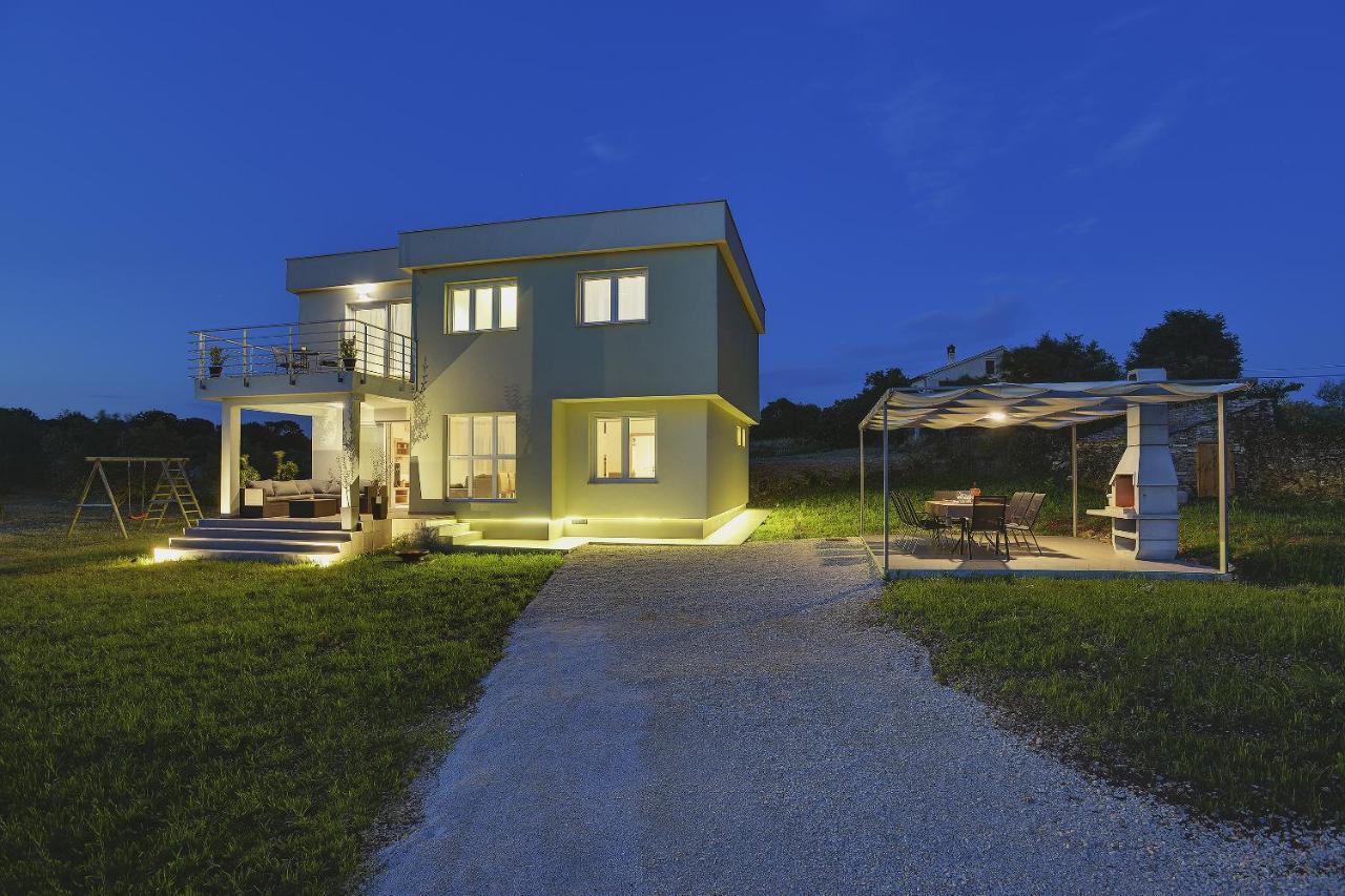 Holiday Home Bellissima Vodnjan Exterior photo